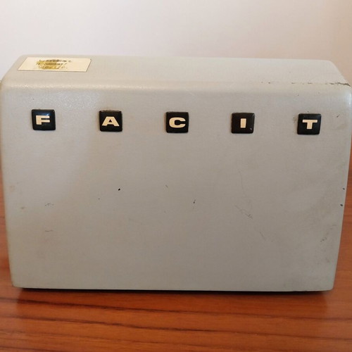 Facit C1-13 mechanical calculator like new, vintage Sweden