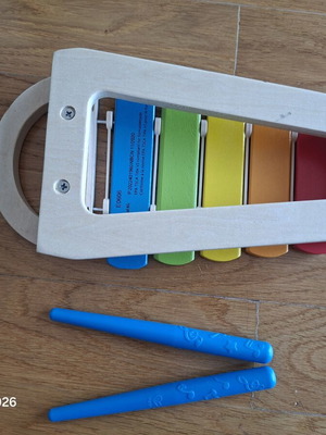 Hape Early Melodies wooden xylophone Rainbow, like new