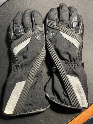 Dainese Gore-tex winter gloves Small like new