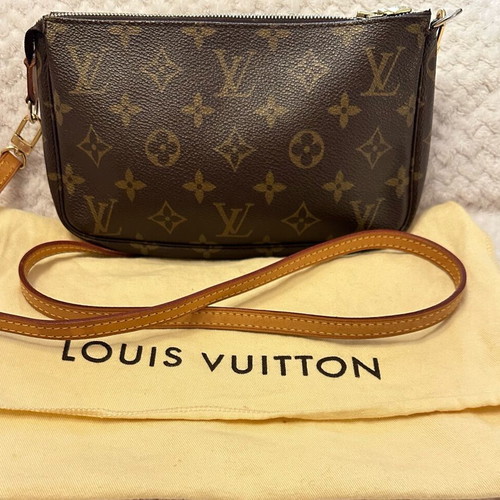 Louis Vuitton Monogram Pochette Accessoires crossbody bag used, brown