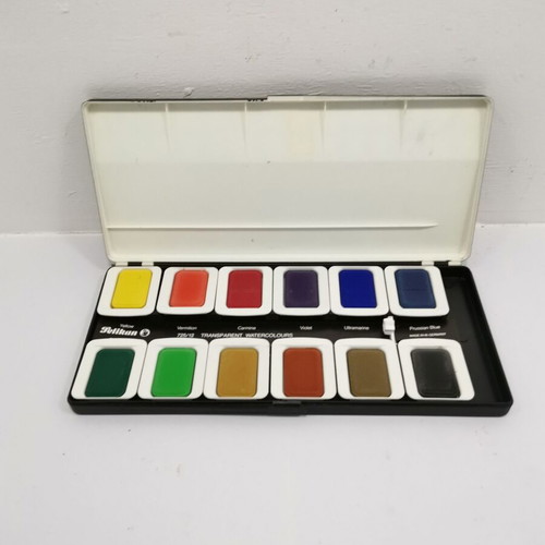 Pelikan Paint Color Case like new
