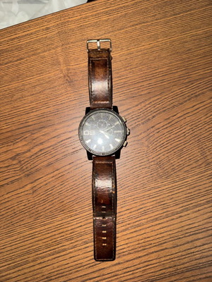 Oozoo men's watch used with brown leather strap and minimal dial