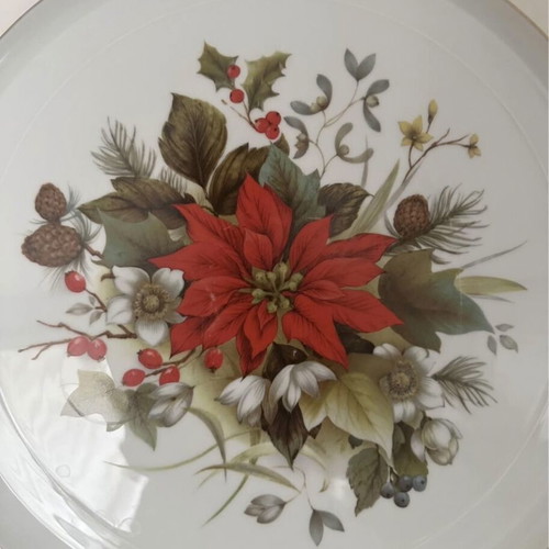 Kaiser Christmas porcelain serving platter with poinsettia design and gold details 33cm new