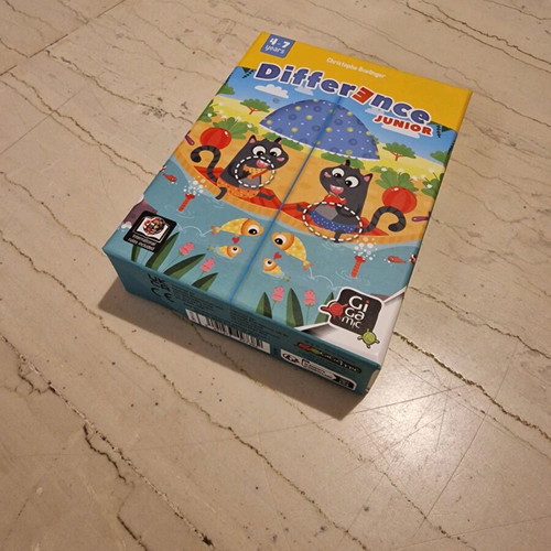 Board game Find the Differences like new