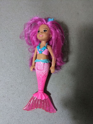 Barbie mermaid doll in like new condition