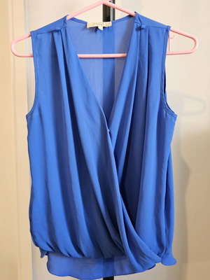 Lynne Draped Blouse like new, blue, size L