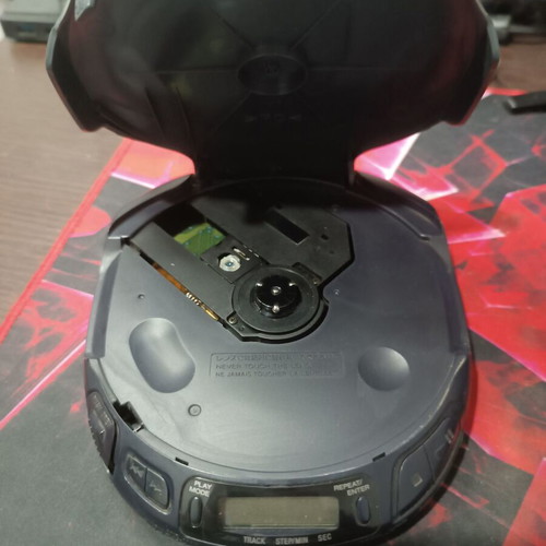 Sony Discman D-151 CD player used for parts or repair