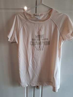 Champion women's t-shirt XL used, beige pink logo print