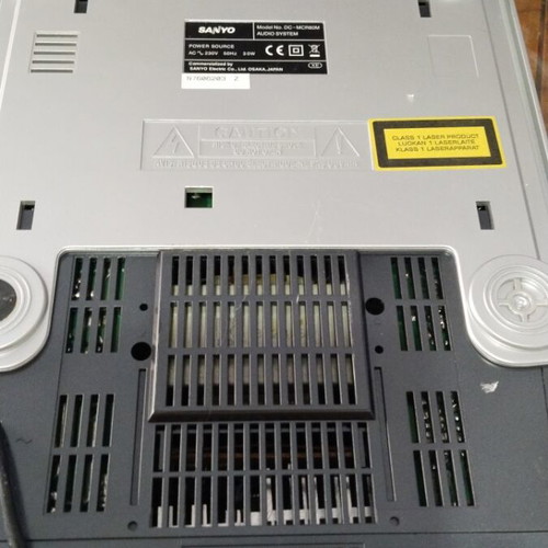 SANYO radio amplifier 2x40 watts, CD, auxiliary input