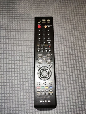 Samsung Remote bn59-00603a like new, original compatible models