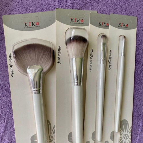 Makeup brush set new