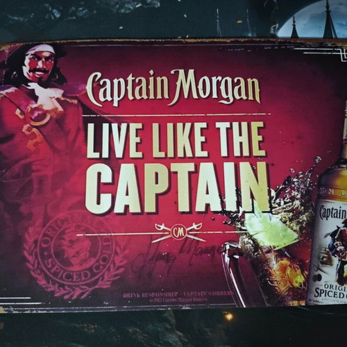 Captain Morgan metal sign “Live Like The Captain” like new