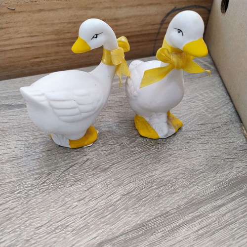 Ceramic decorative duck set used, 2 pieces