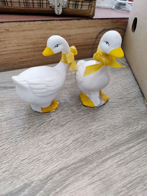 Ceramic decorative duck set used, 2 pieces
