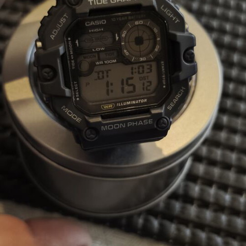 Casio WS-1700H watch with moon and tide phase, grey