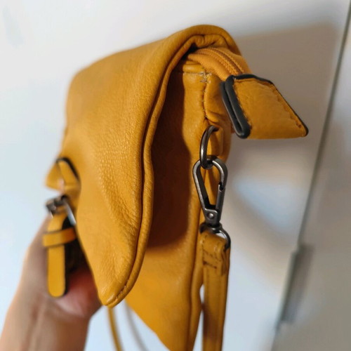 Envelope crossbody bag like new, yellow