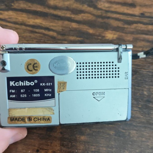 Kchibo KK-521 FM/AM pocket radio