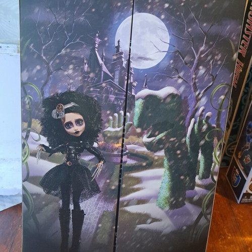 Monster High Edward Scissorhands Skullector doll