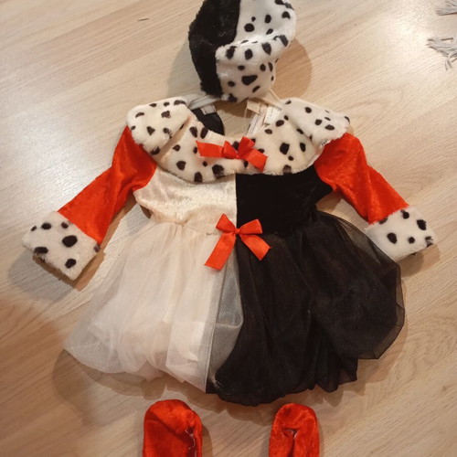 Cruella carnival costume for 6-12 months, size 74 cm, like new