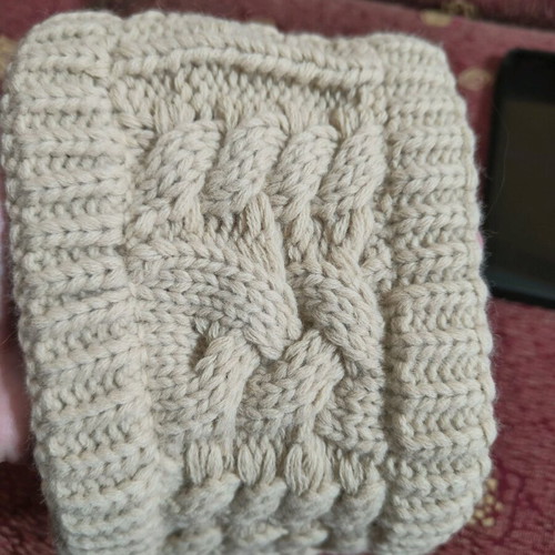 Wool hairband like new, beige