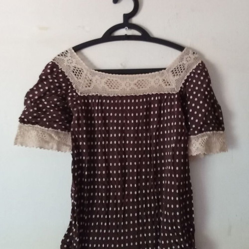 Summer blouse with lace used, brown, size S