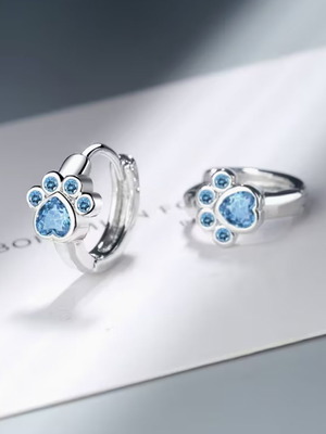 Обеци с отпечатък на лапа нови с сини камъни