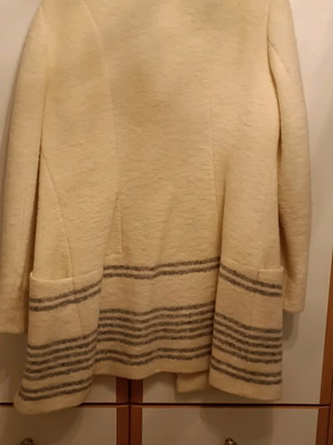 Stradivarius coat white size L used