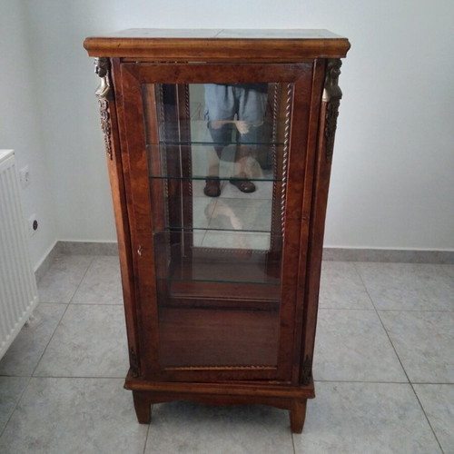 Display cabinet used