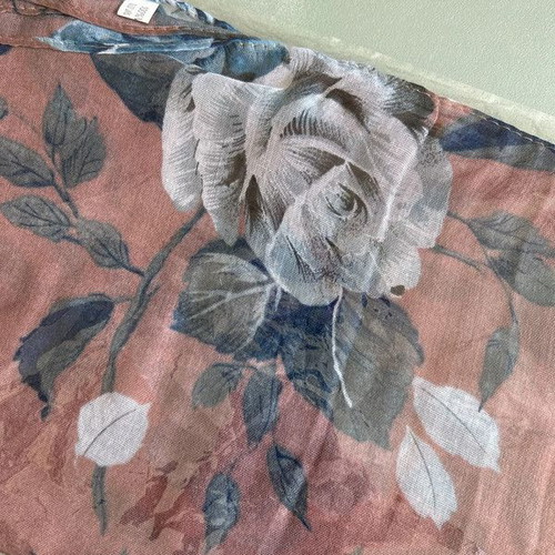 Women's scarf new pink with floral pattern