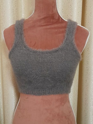 Stradivarius fuzzy crop top gray like new, size XS
