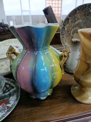 Italian porcelain vase used 20 centimeters