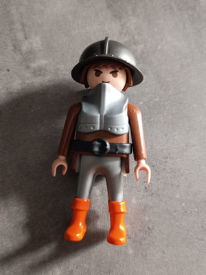 Playmobil knight guard male figure