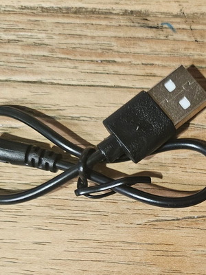 Charging cable USB-A to DC jack new