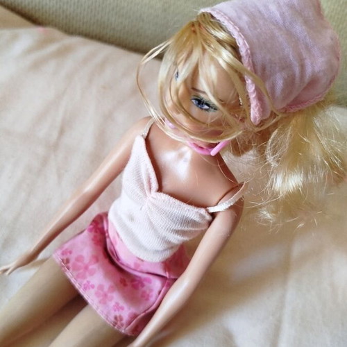 Barbie Sunshine Fun doll like new from Mattel