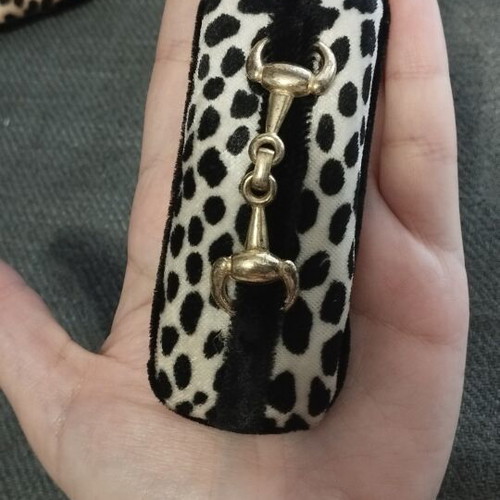Vintage style hair barrettes animal print set of 2 with gold detail