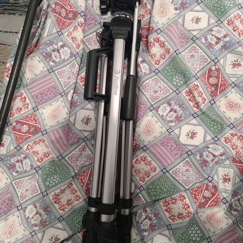 Firstline camera tripod like new, adjustable height