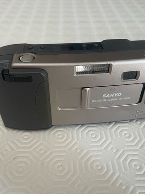 Sanyo digital camera