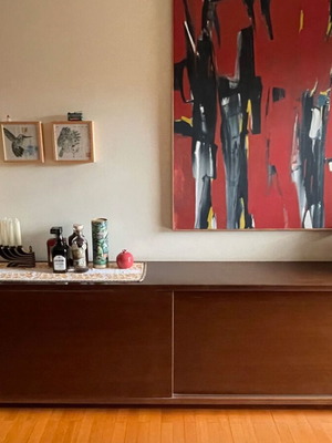 Modern buffet with sliding doors, like new, oak veneer and melamine