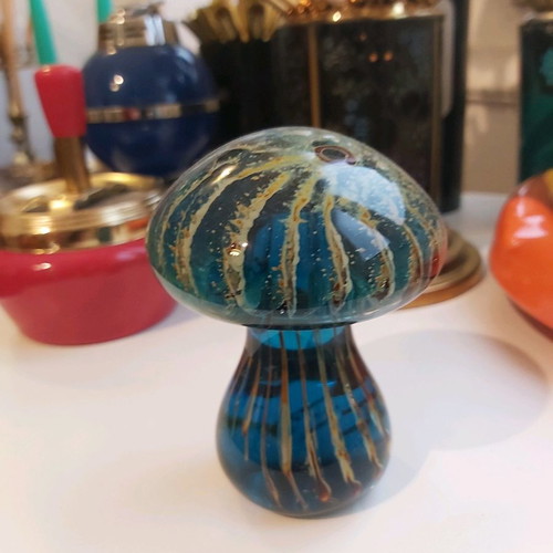 Glass Mushroom Paperweight like new, 10 cm height