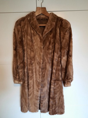 Vintage γούνα βιζόν μεταχειρισμένη, ολόκληρα κομμάτια, ανοιχτό καφέ, μέγεθος 12-14