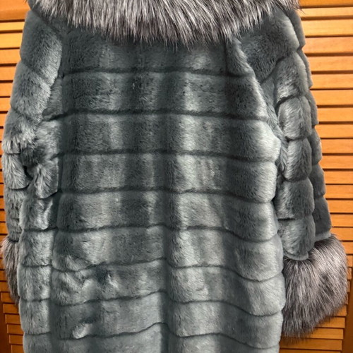 Italian fur coat semi-cape like new, petrol color