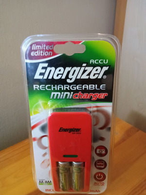 Energizer ACCU Recharge Mini φορτιστής με 2x AA 2000mAh μπαταρίες καινούργιο