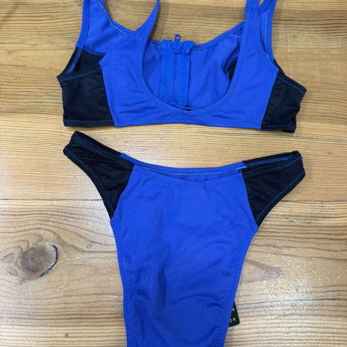 Body Glove women's swimsuit set new, black and blue, size M