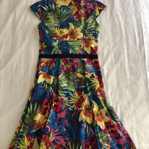 Karen Millen women's dress like new, colorful, size S
