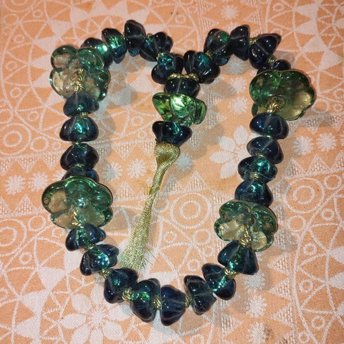 Komboloi like new large decorative with glass beads