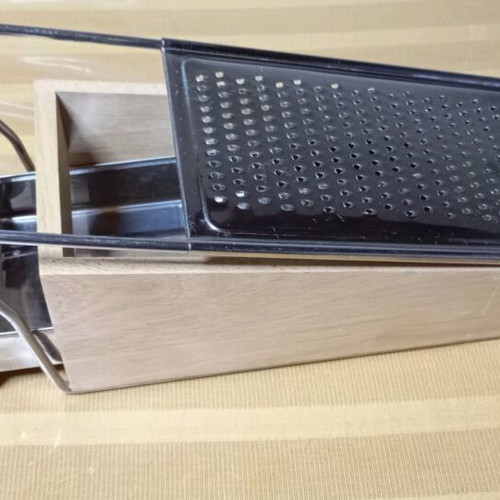 Vegetable grater new with 3 cutting bases and drawer