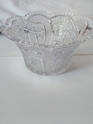 Vintage Bohemia Lead Crystal Bowl with Pinwheel Design