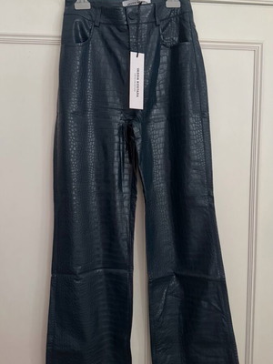 Vassia Kostara leather-look pants petrol size XS new