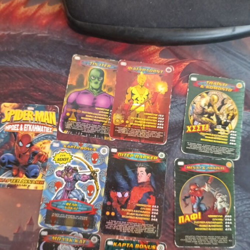 Marvel Spider-Man Heroes and Villains cards, pack of 20