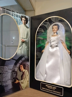 Star Wars Princess Leia New In Box